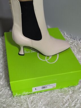 Sam Edelman Cream Pointed Kitten-Heel Chelsea Boot